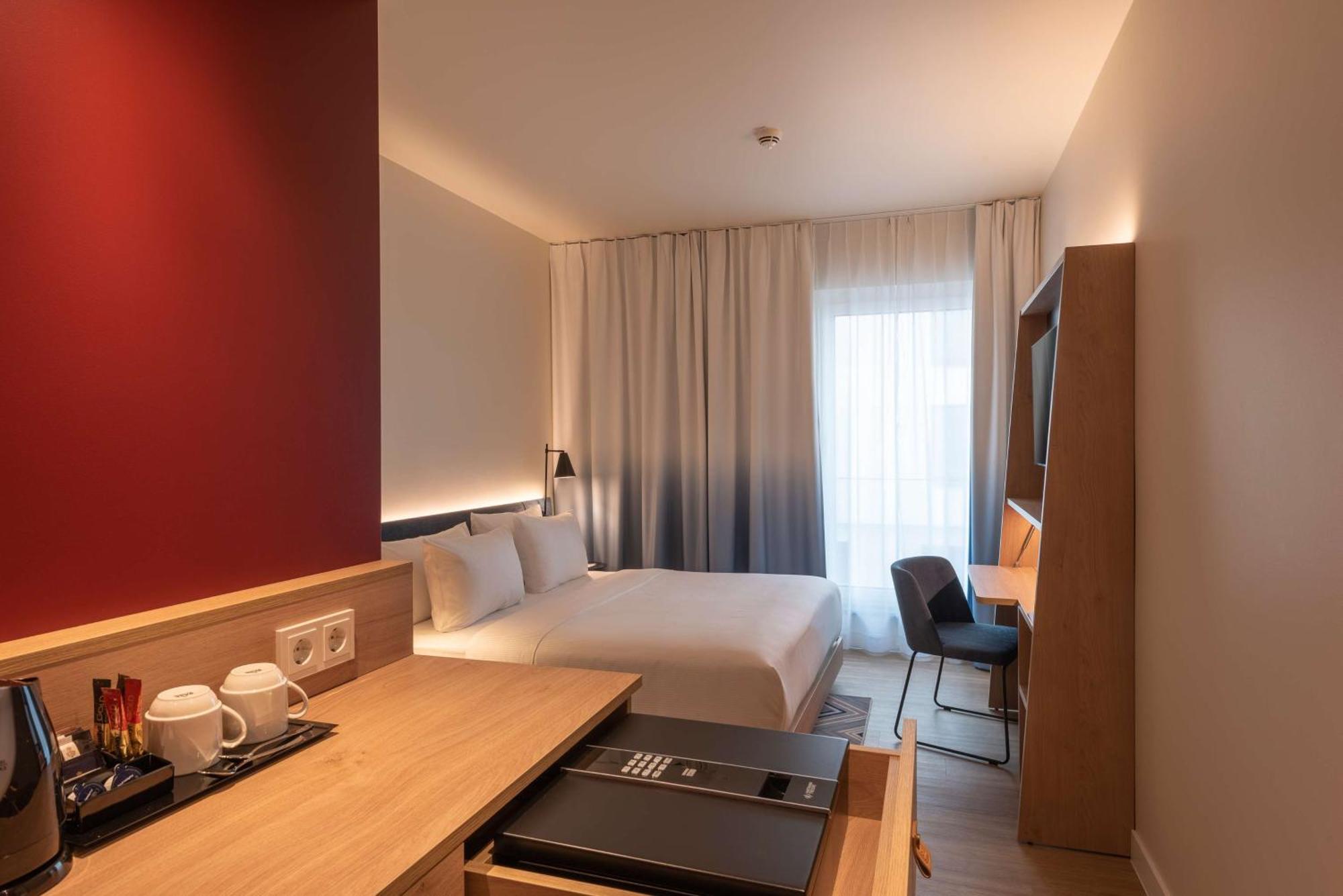 Hampton By Hilton North 3* Munique